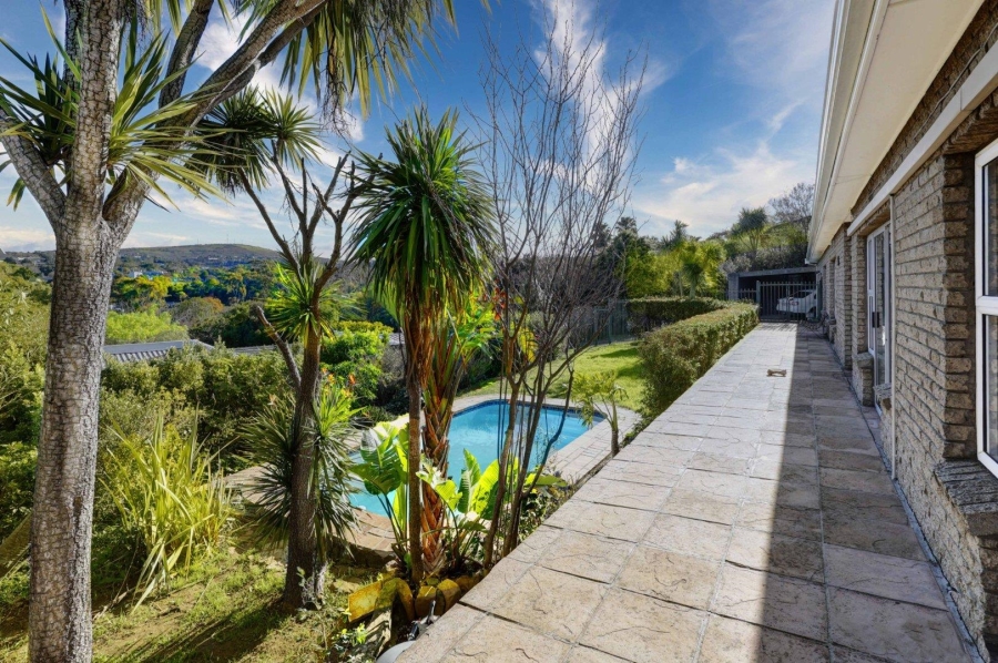4 Bedroom Property for Sale in Welgemoed Western Cape